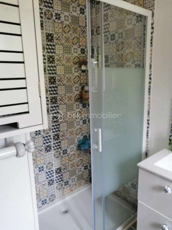 Maison à CHEMERY-SUR-BAR