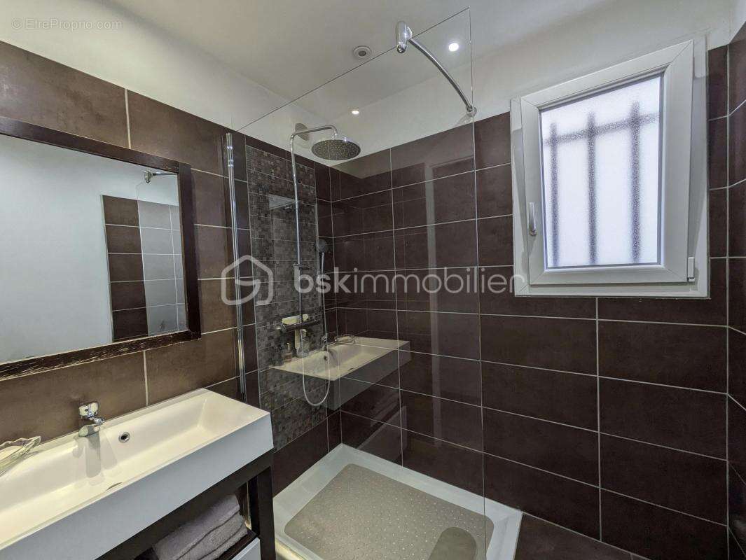 Appartement à DRAGUIGNAN