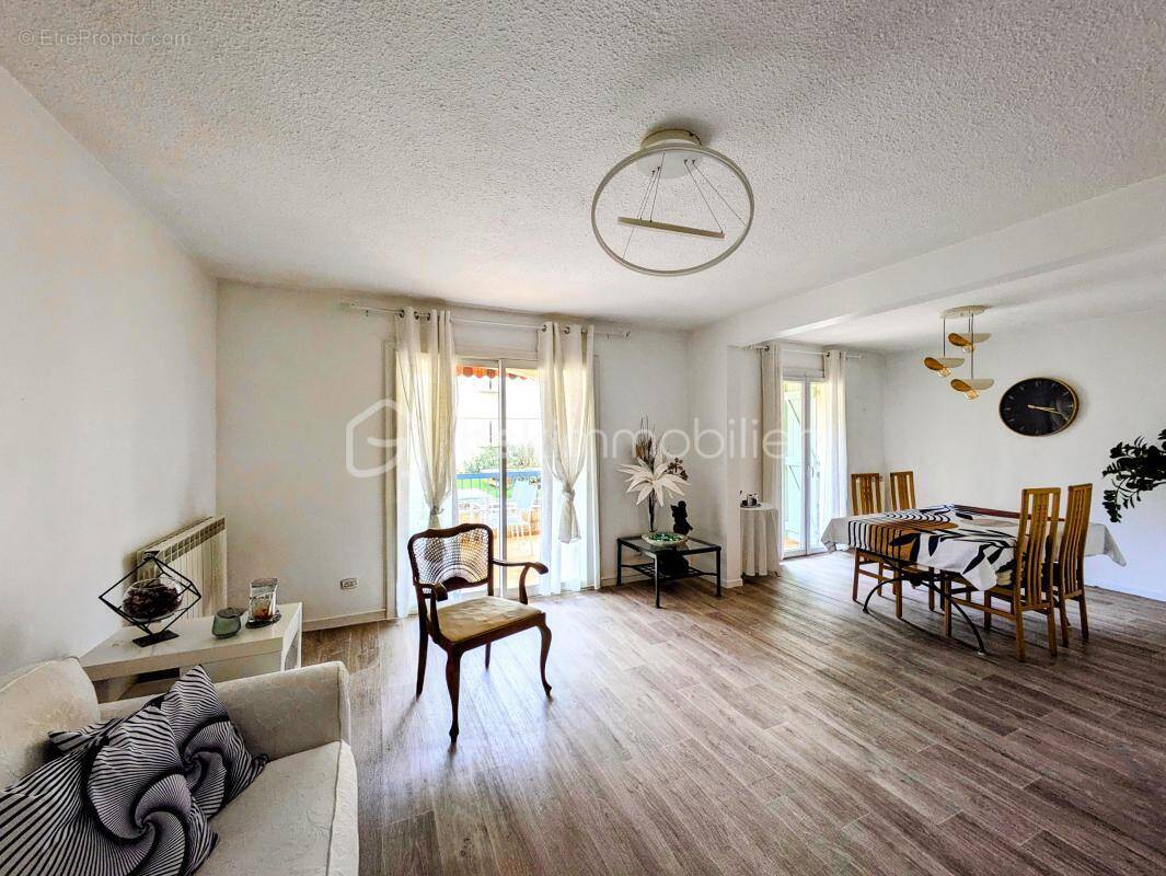 Appartement à DRAGUIGNAN