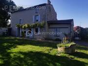 Maison à FRONTENAY-ROHAN-ROHAN