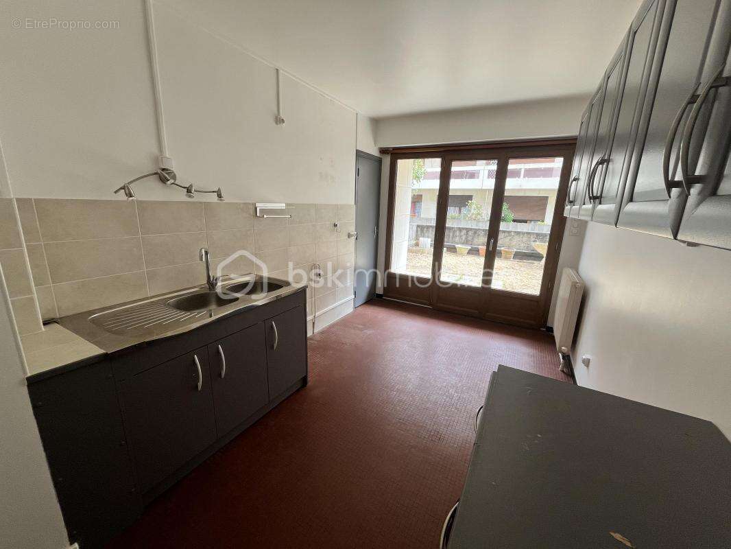 Appartement à LA CHARITE-SUR-LOIRE