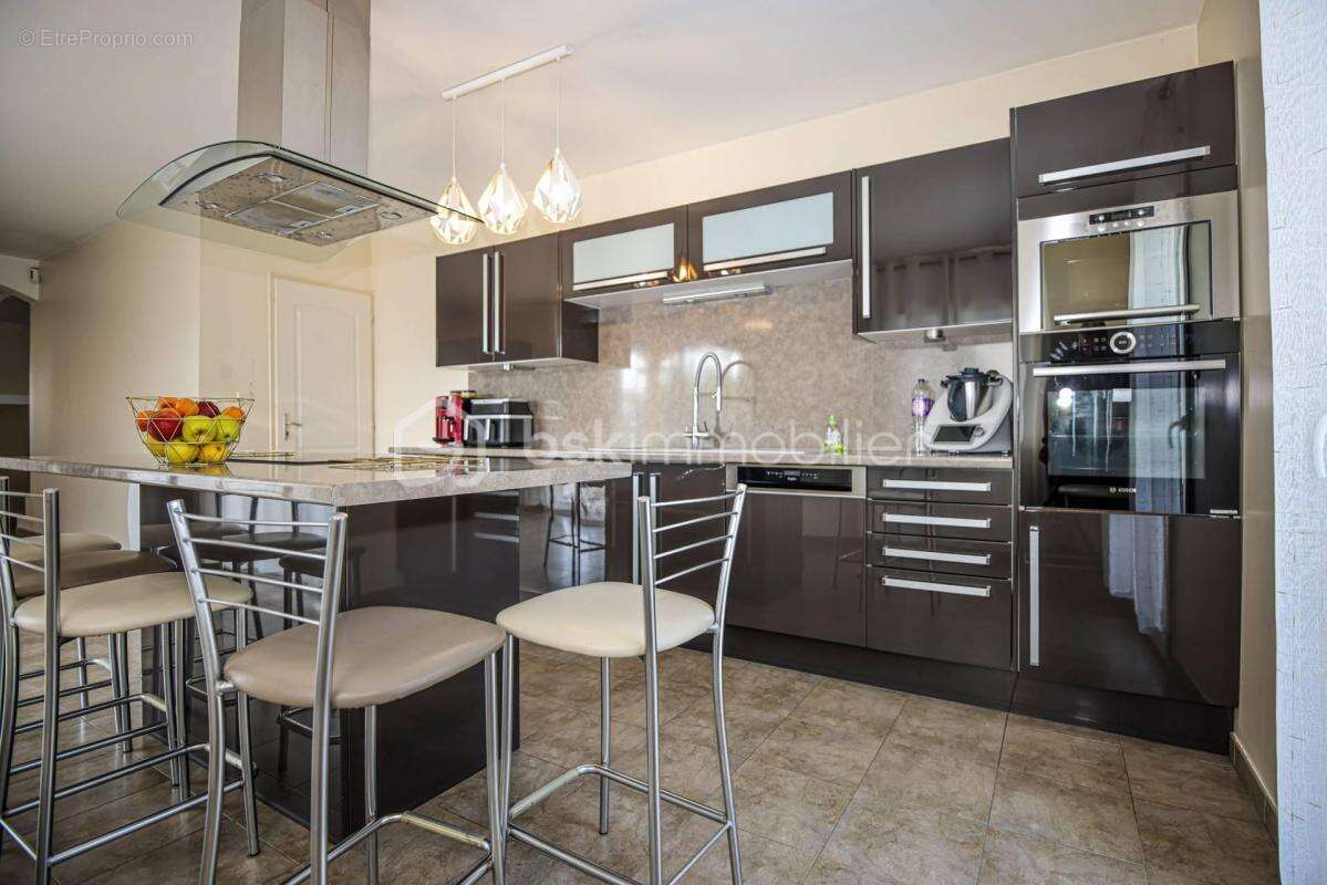 Maison à VILLEFONTAINE