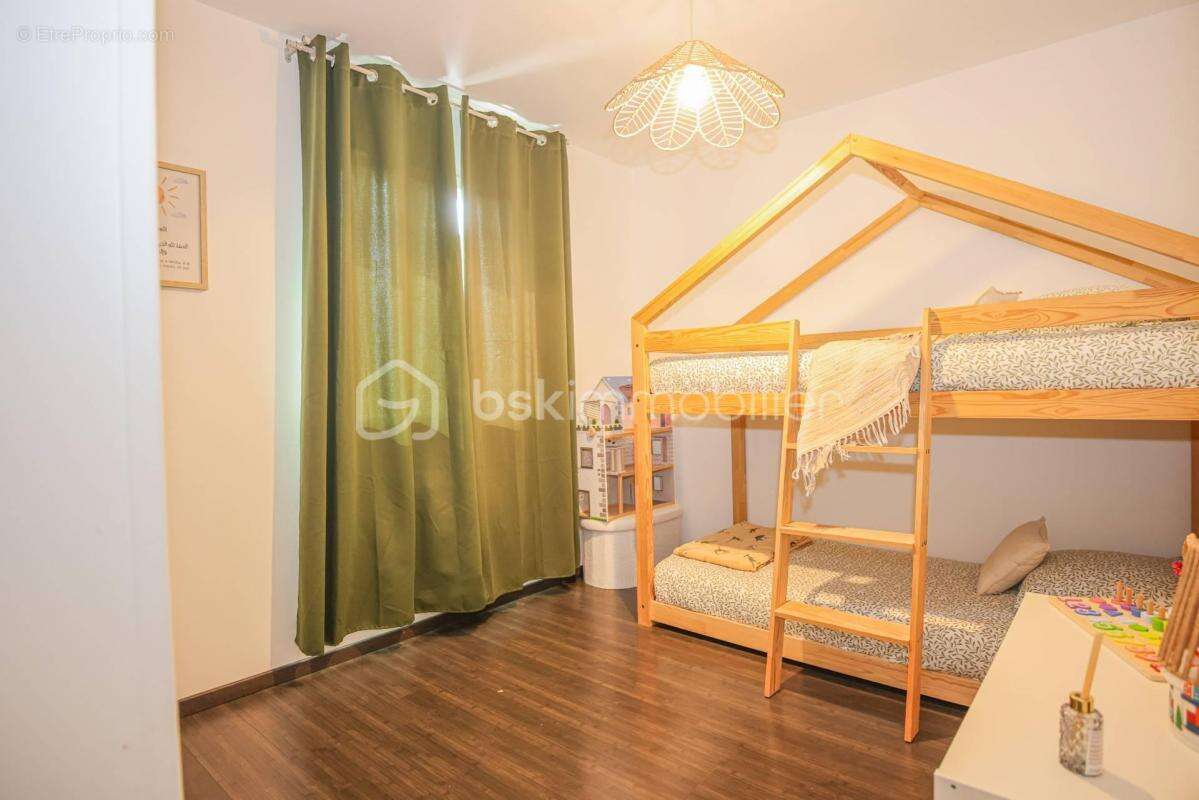 Maison à VILLEFONTAINE