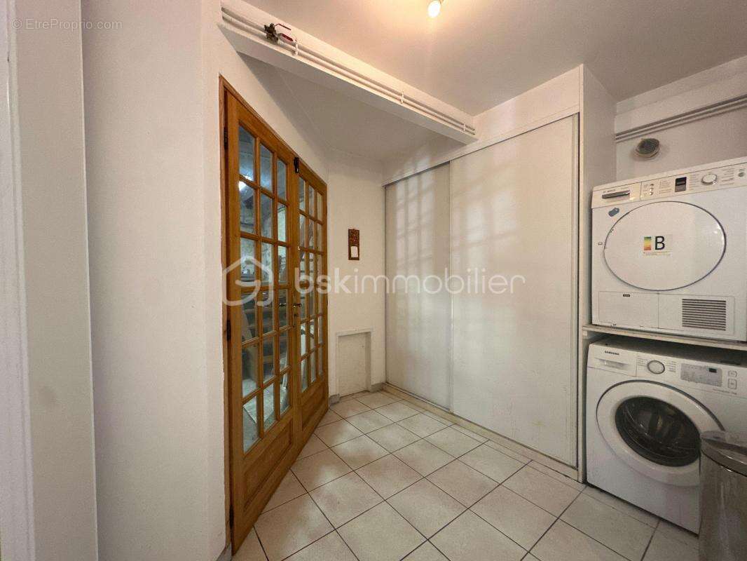 Maison à MONTEREAU-FAULT-YONNE