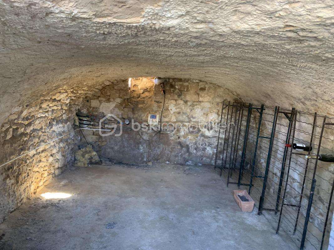 Maison à MONTEREAU-FAULT-YONNE