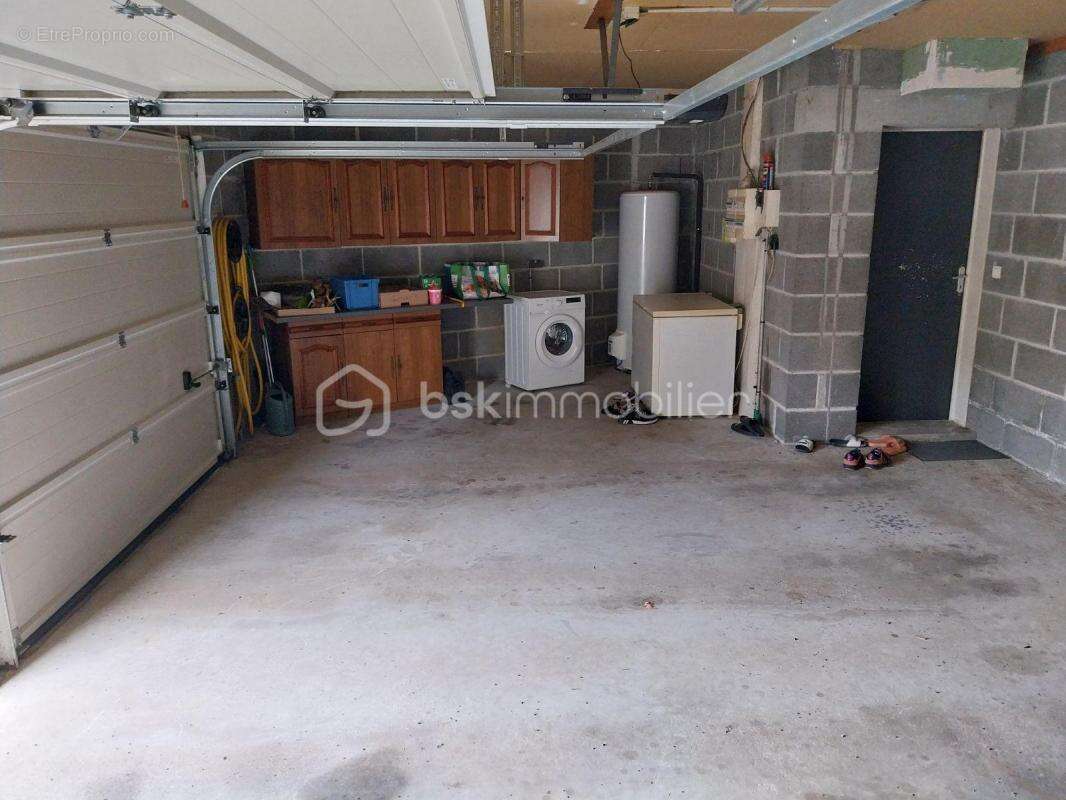 Maison à SAINT-ELLIER-DU-MAINE