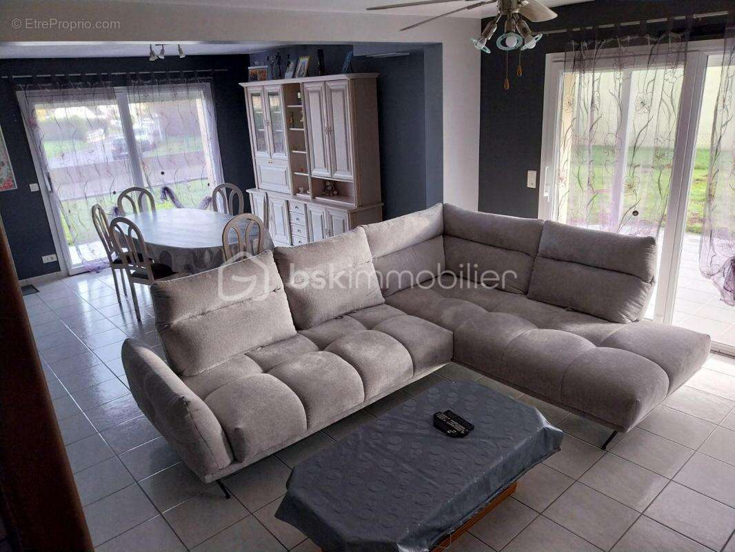 Maison à SAINT-ELLIER-DU-MAINE