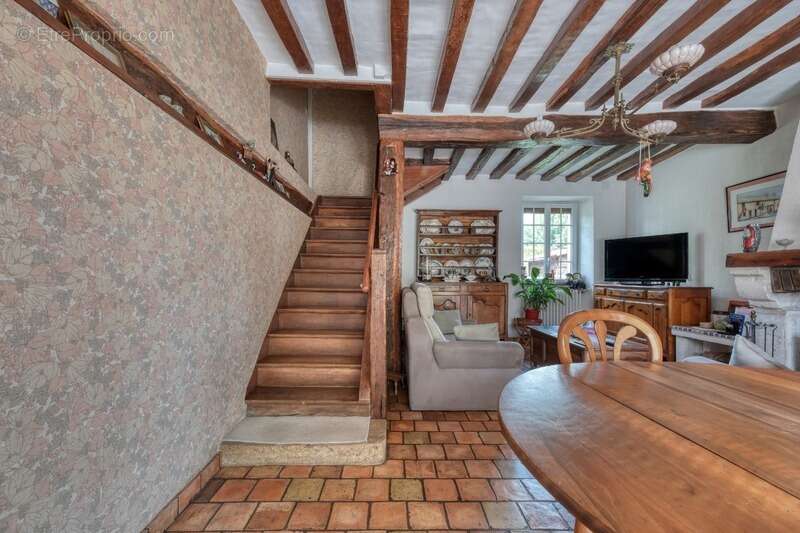 Maison à GARANCIERES