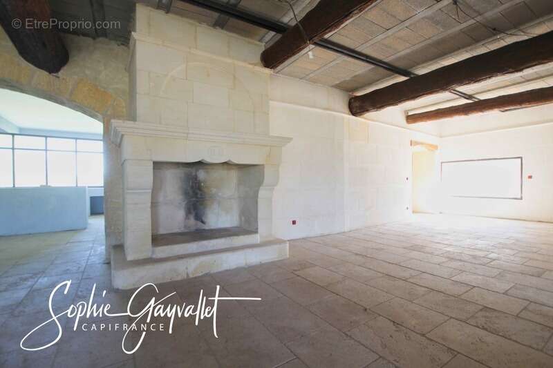 Maison à SAINT-MARTIN-DE-CRAU