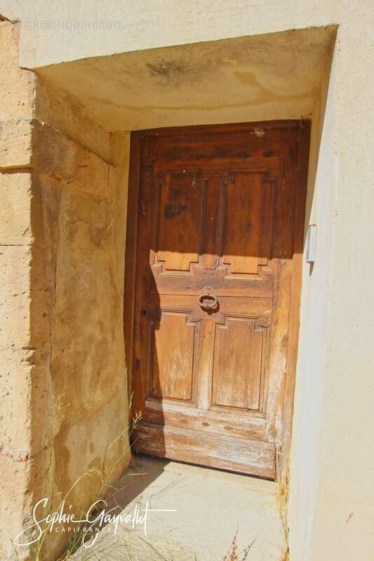 Maison à SAINT-MARTIN-DE-CRAU