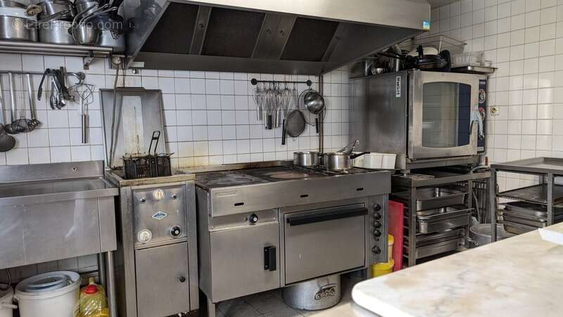 Commerce à LA SAUVAGERE