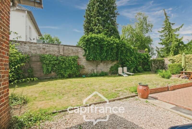 Maison à ESSIGNY-LE-GRAND