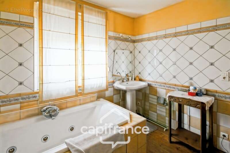 Maison à ESSIGNY-LE-GRAND