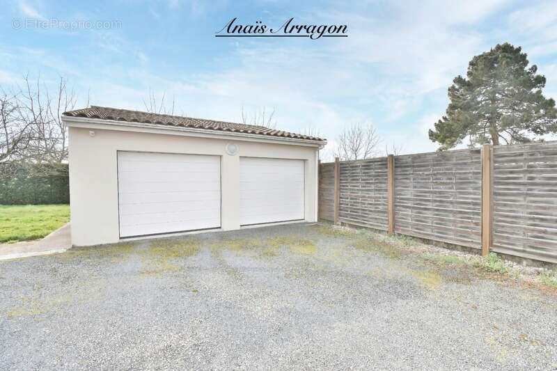 Maison à SAINTE-LIVRADE-SUR-LOT