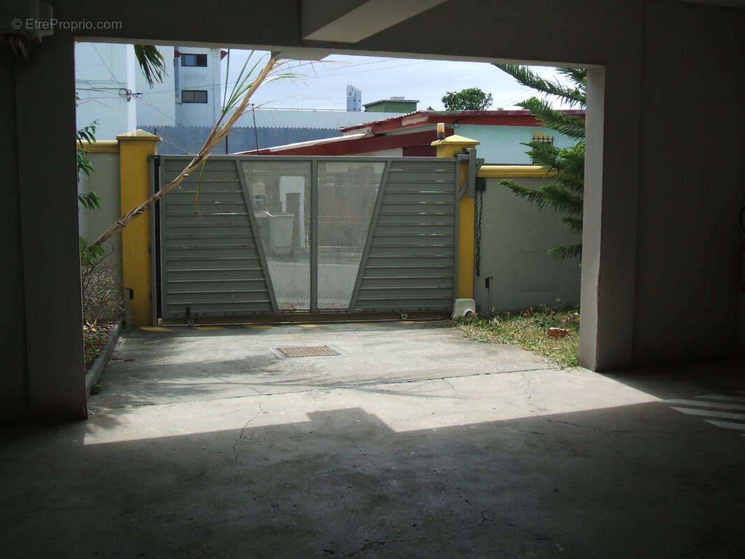 Appartement à SAINT-DENIS