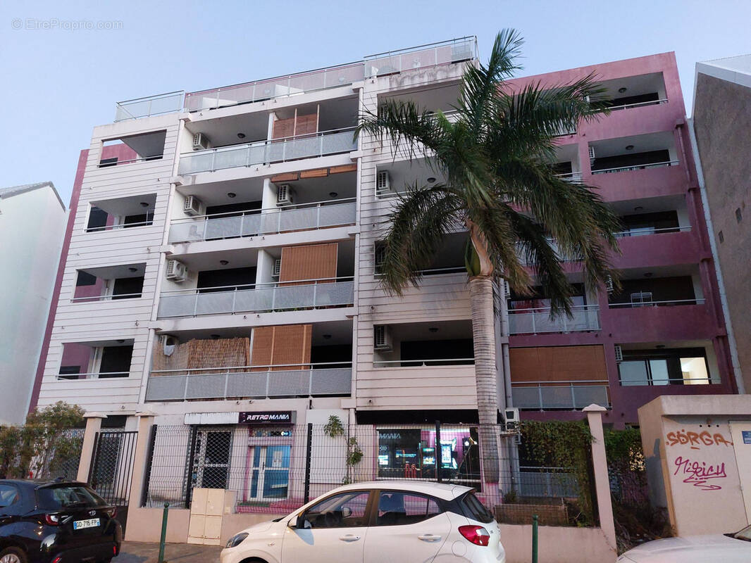 Appartement à SAINT-DENIS