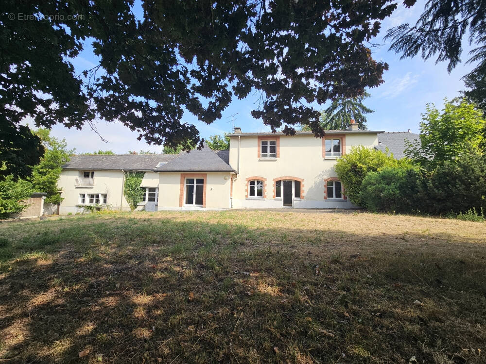 Maison à VERN-SUR-SEICHE