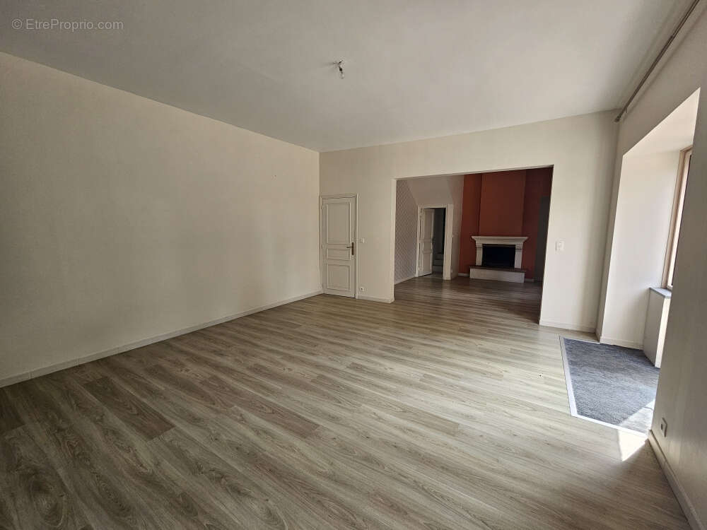 Maison à VERN-SUR-SEICHE