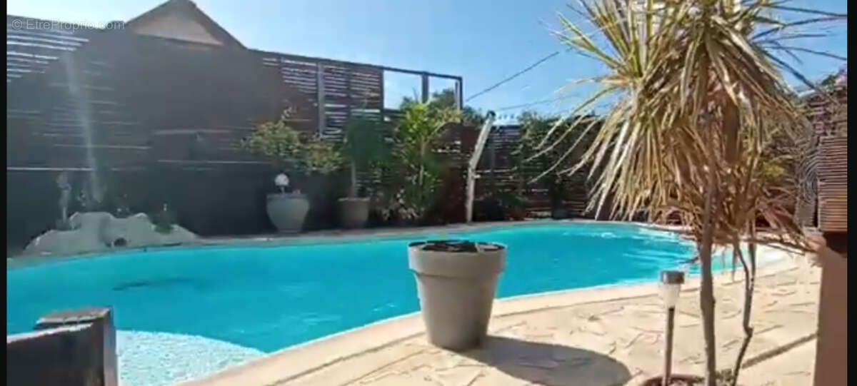 Maison à SAINT-BENOIT