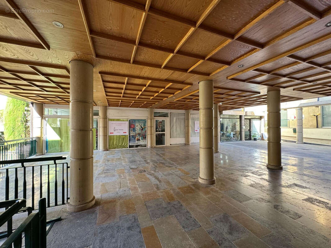 Commerce à MANOSQUE