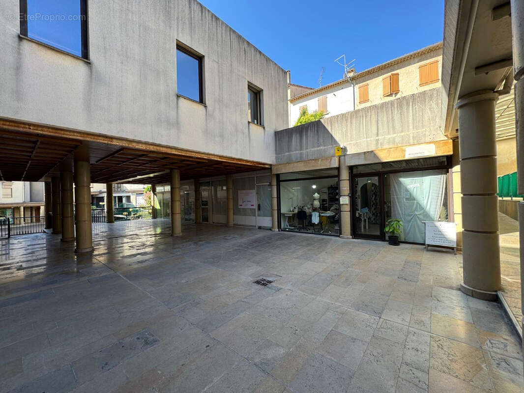 Commerce à MANOSQUE