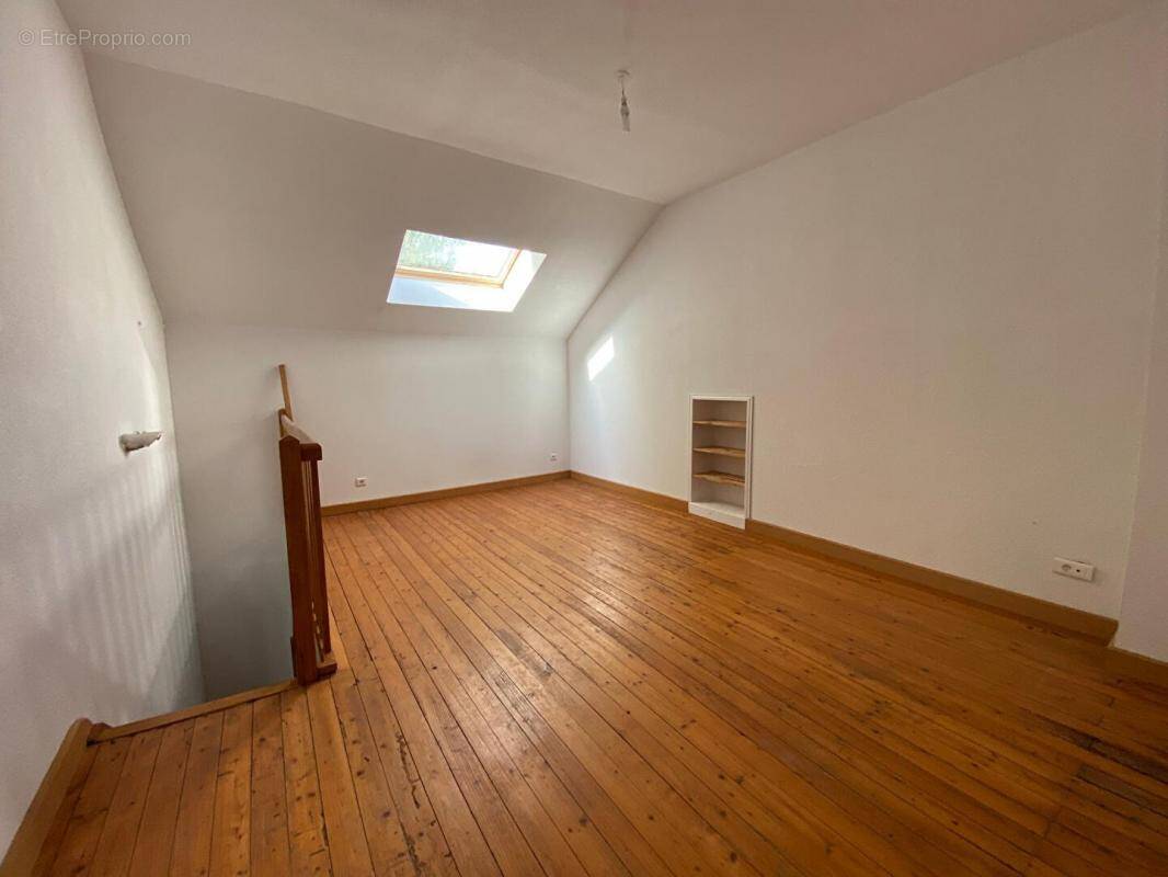 Maison à SAINT-BENIN-D&#039;AZY