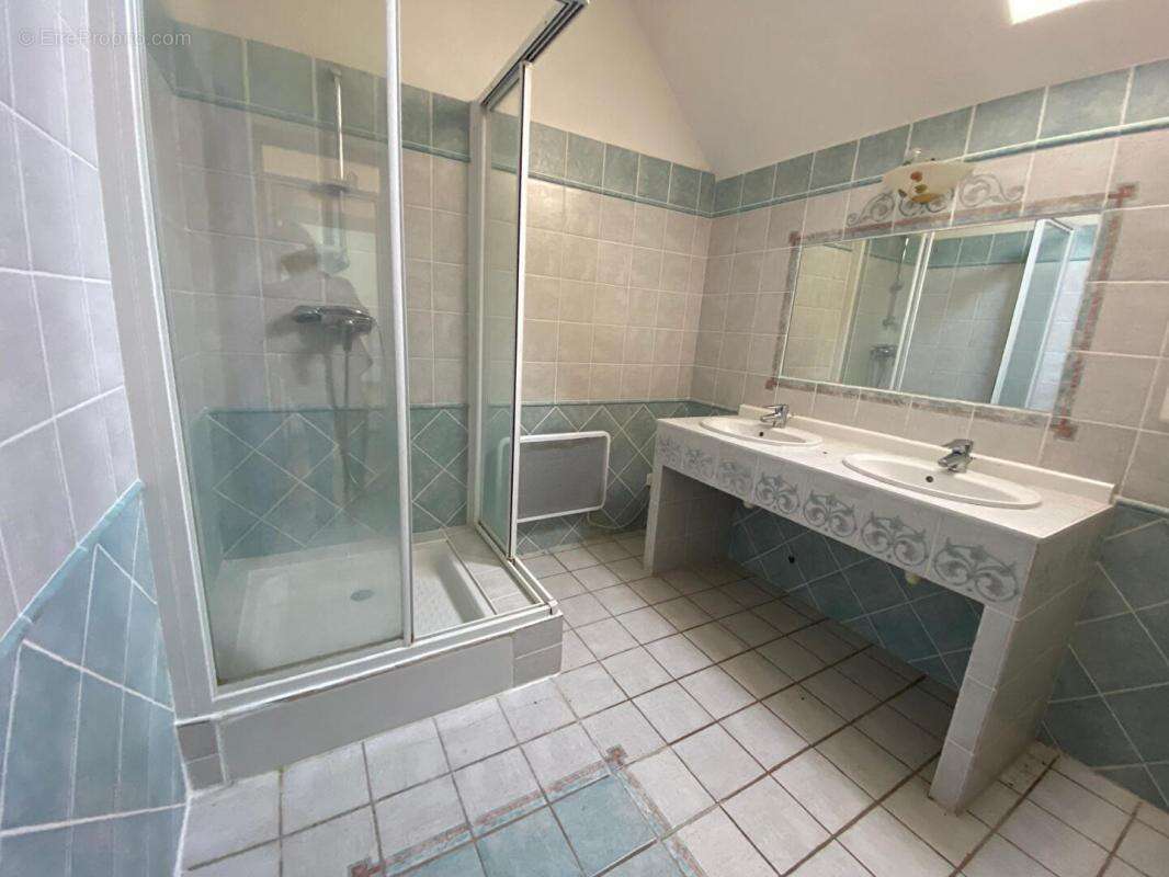 Maison à SAINT-BENIN-D&#039;AZY