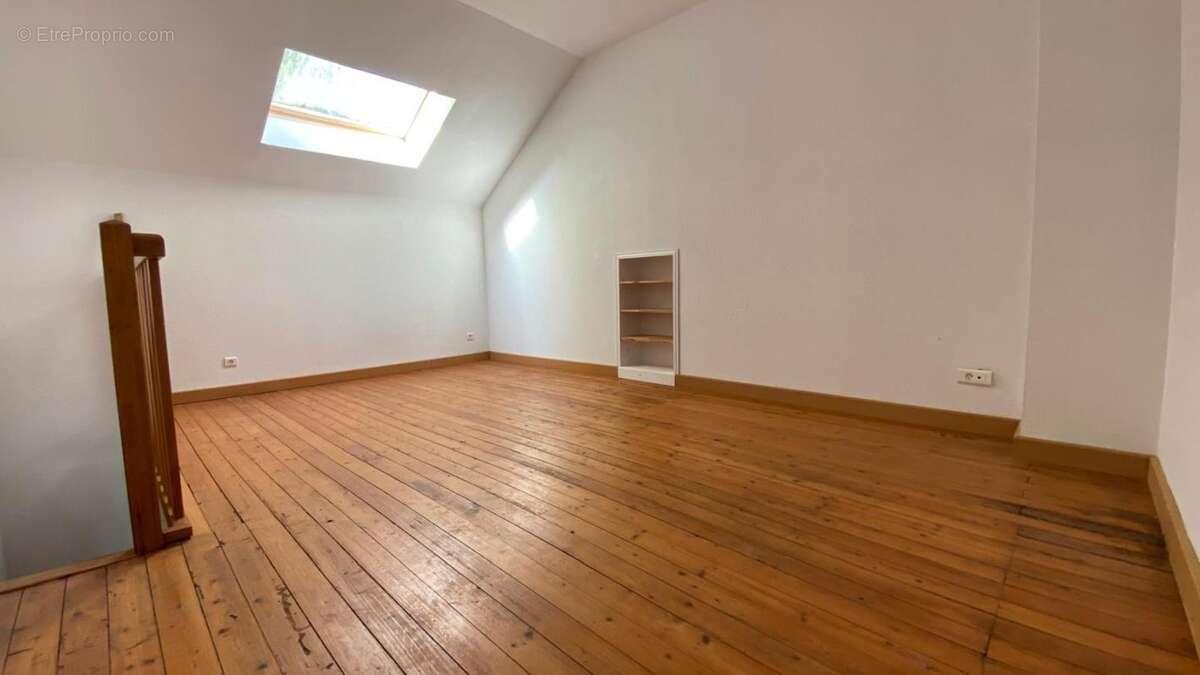 Maison à SAINT-BENIN-D&#039;AZY