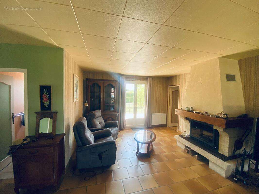 Maison à SAINT-MICHEL-TUBOEUF