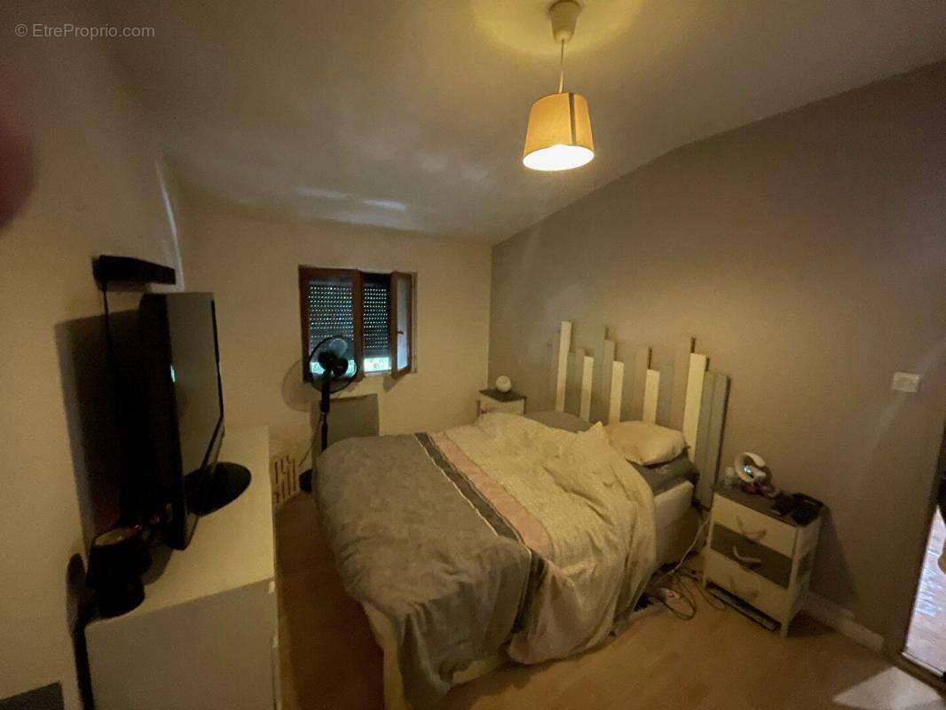 Appartement à ESTAGEL