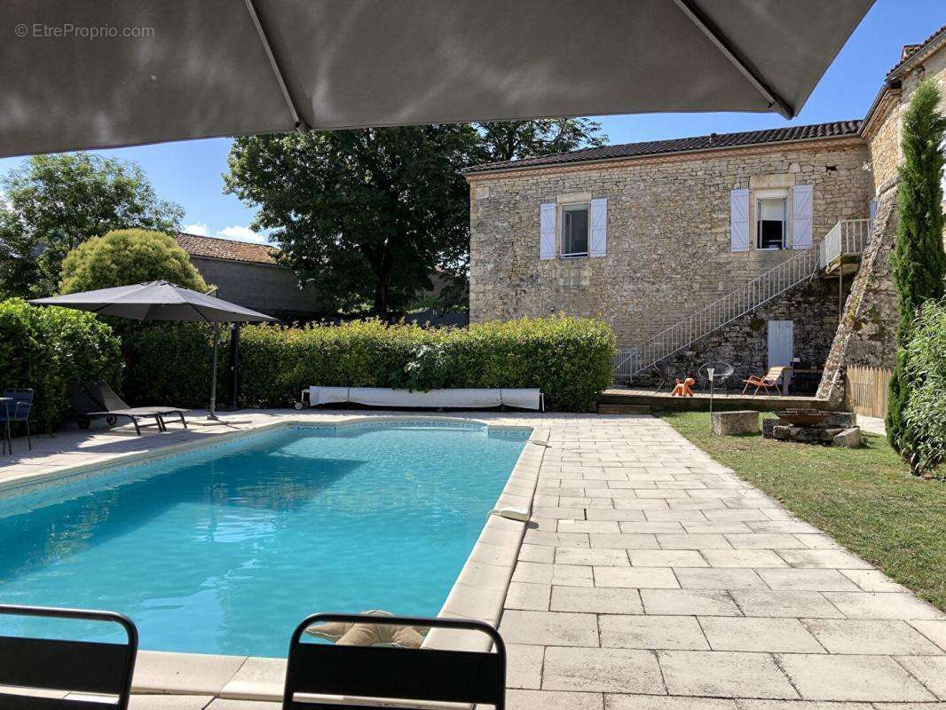 Maison à LIMOGNE-EN-QUERCY