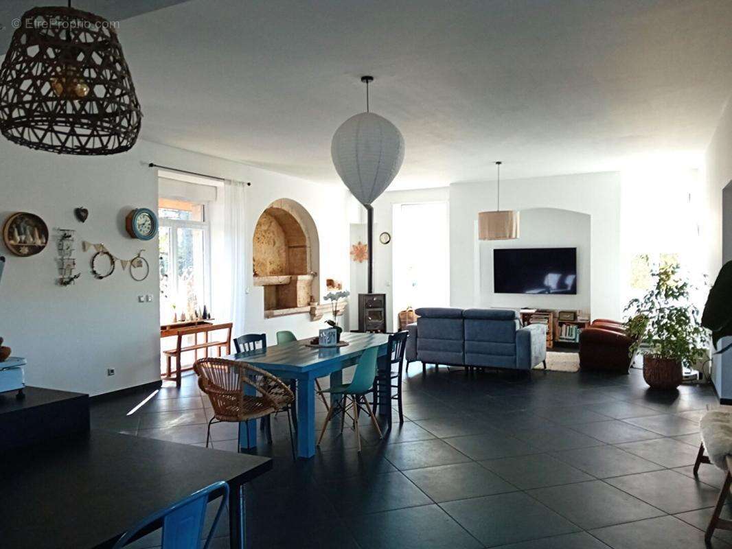 Maison à LIMOGNE-EN-QUERCY