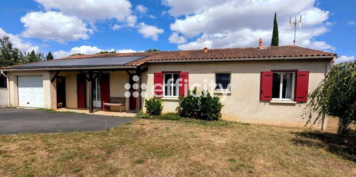 Maison à SAINT-YRIEIX-SUR-CHARENTE