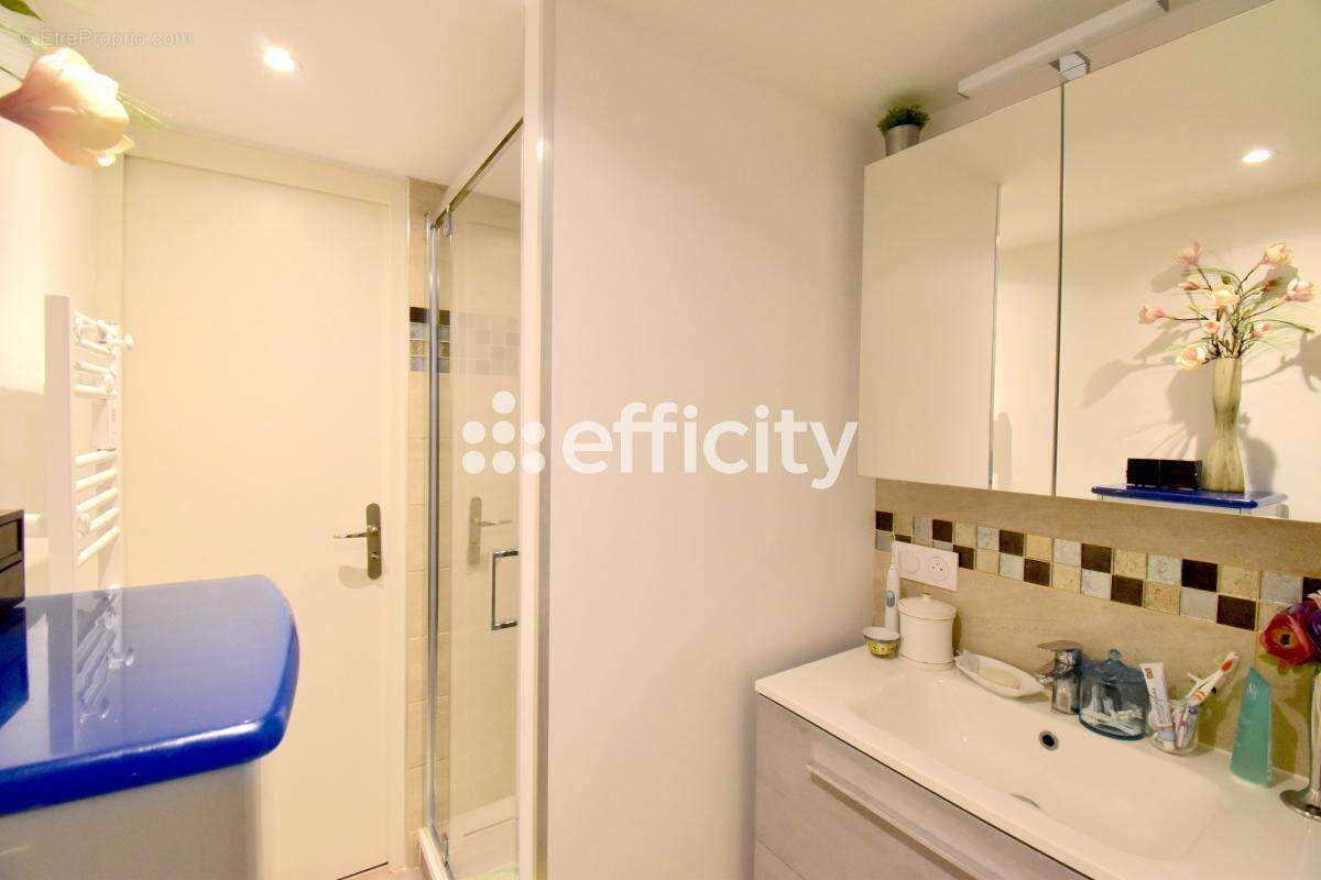 Appartement à LAMBALLE