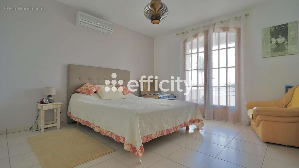 Maison à AIGUES-MORTES