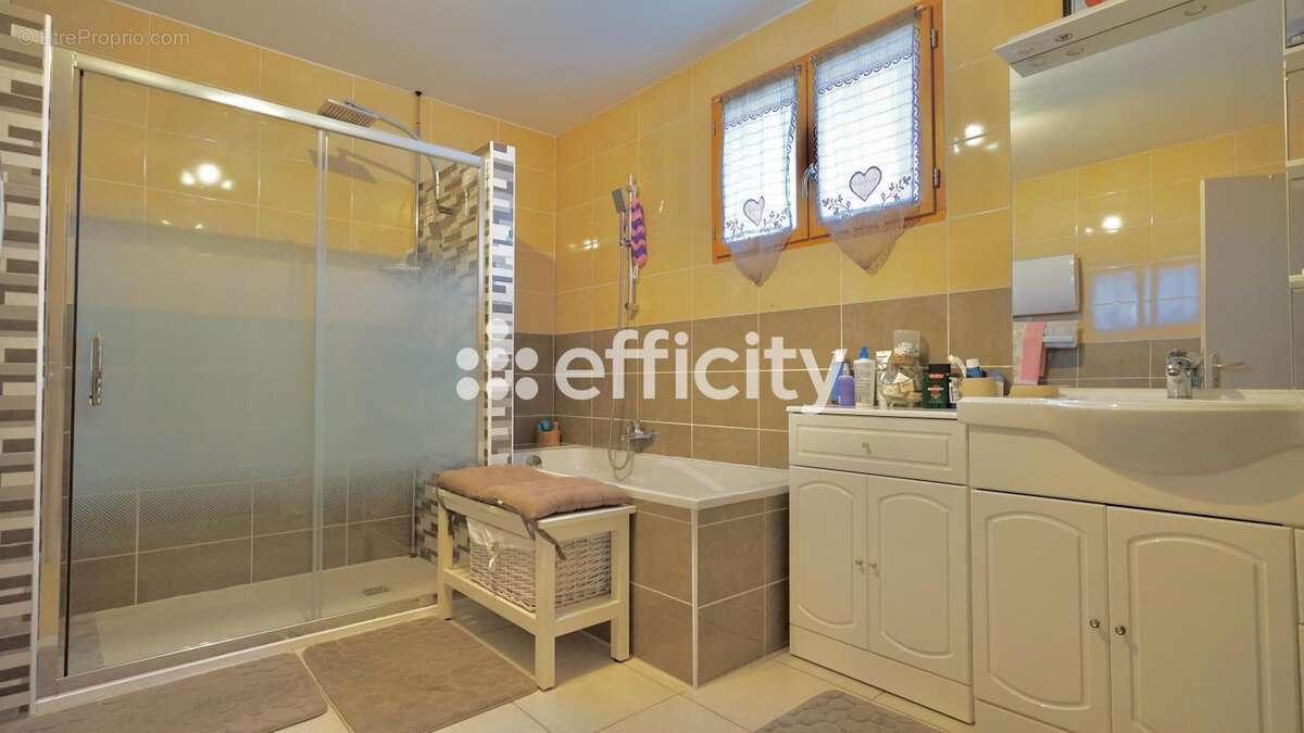 Maison à AIGUES-MORTES