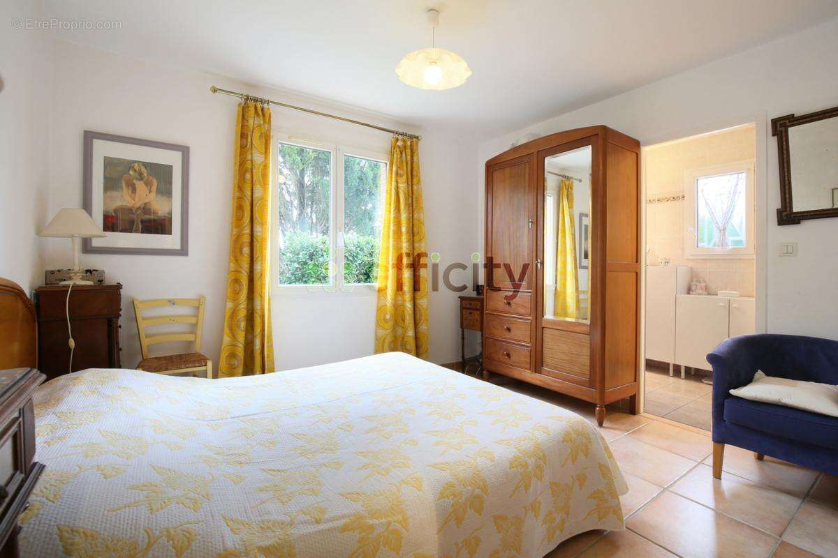 Maison à SAINTE-FOY-D&#039;AIGREFEUILLE