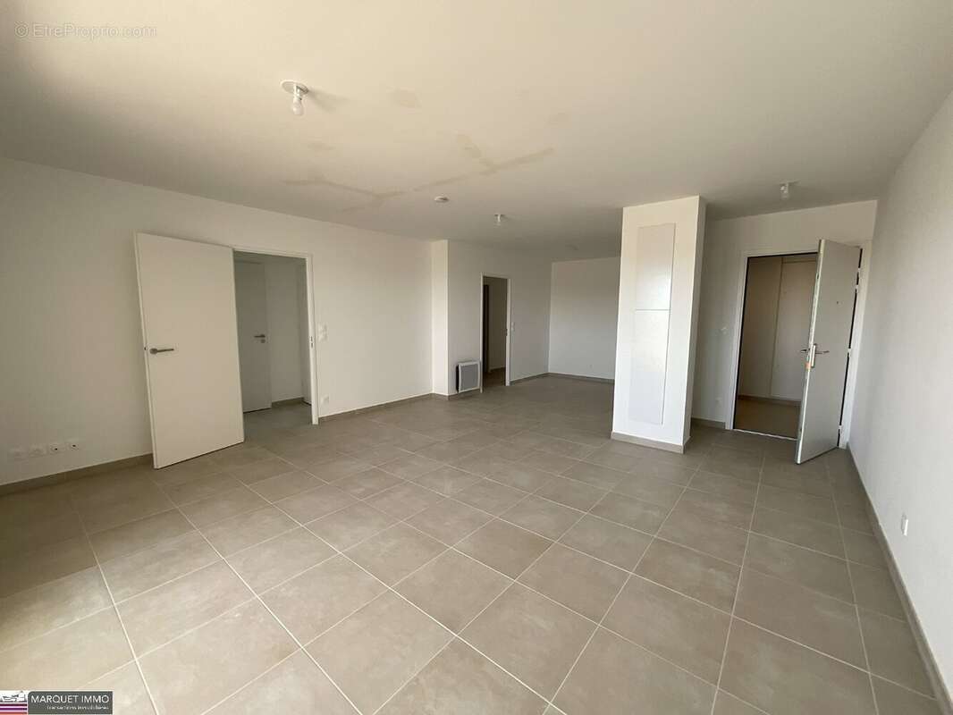 Appartement à BEZIERS