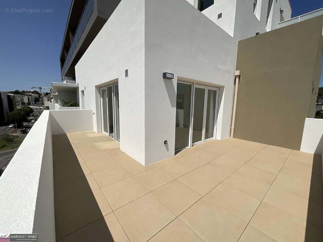 Appartement à BEZIERS