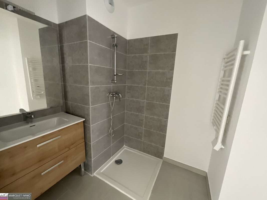 Appartement à BEZIERS