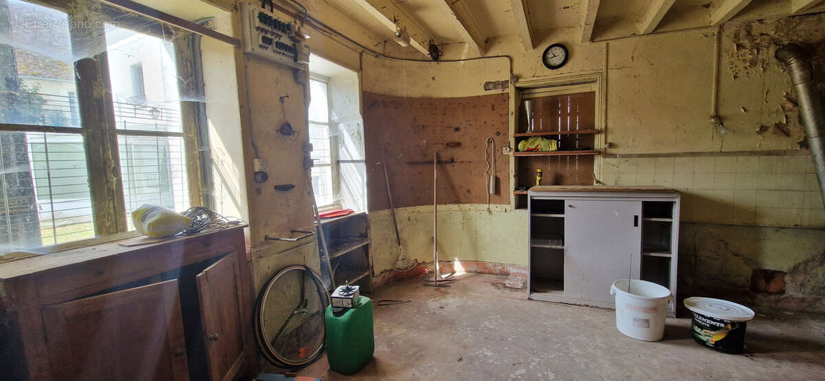 Maison à CHAMPIGNY-SUR-VEUDE