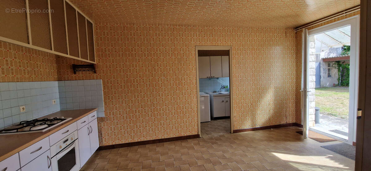 Maison à CHAMPIGNY-SUR-VEUDE