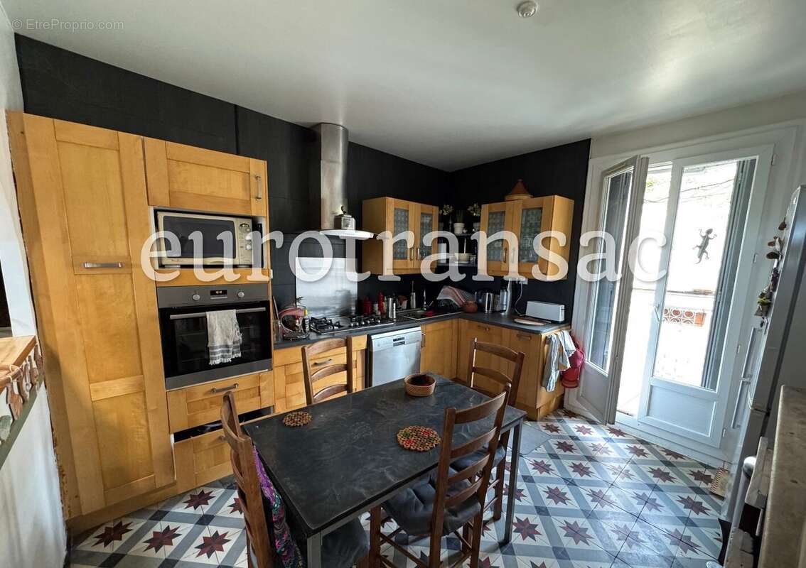 Maison à NEZIGNAN-L&#039;EVEQUE