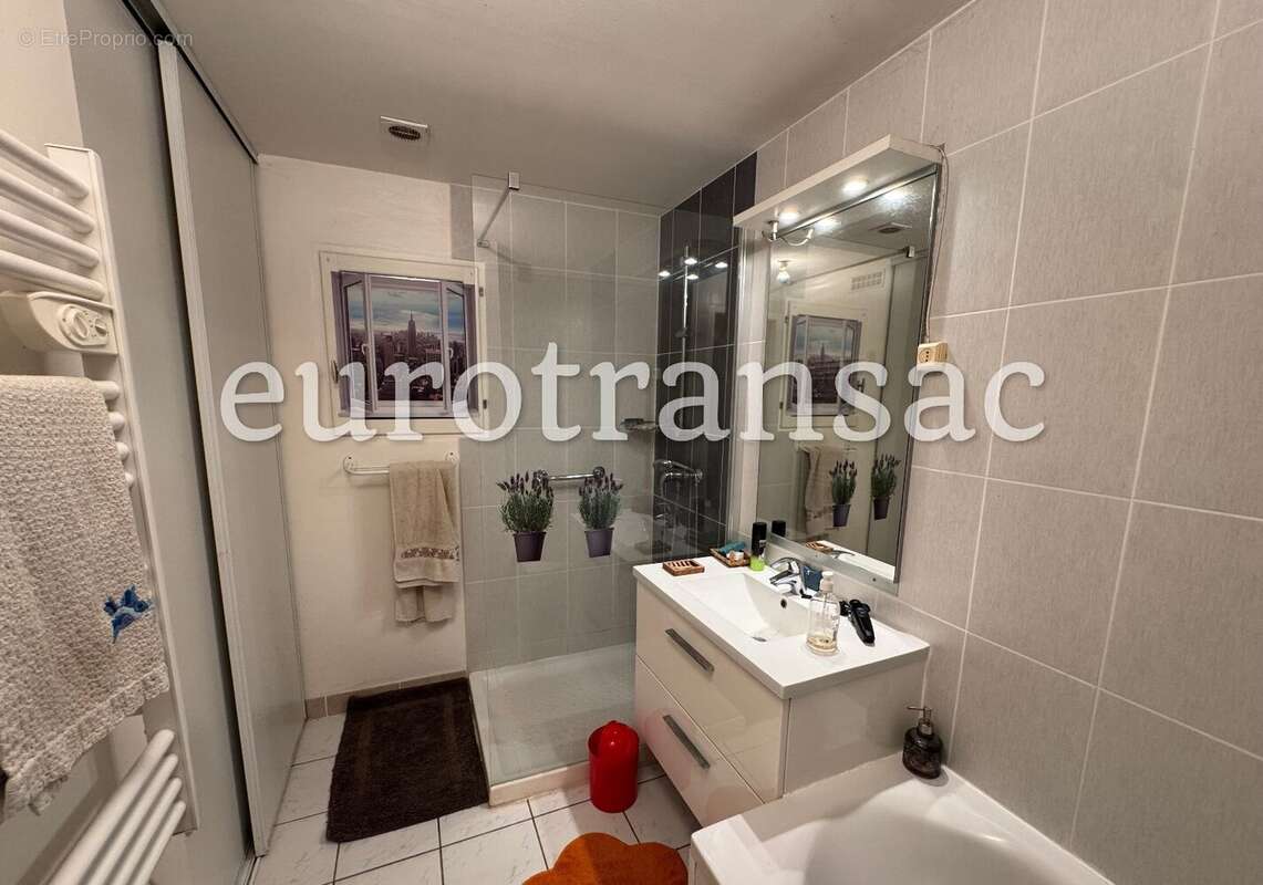 Maison à NEZIGNAN-L&#039;EVEQUE