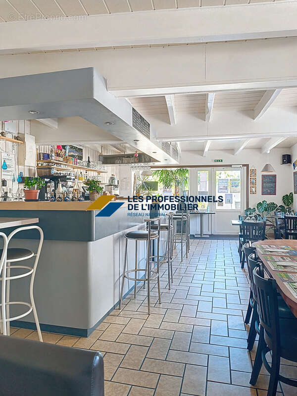 Commerce à NIVILLAC