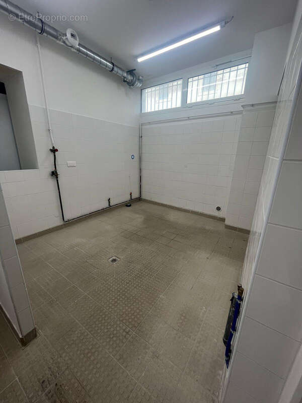 Commerce à MARSEILLE-5E