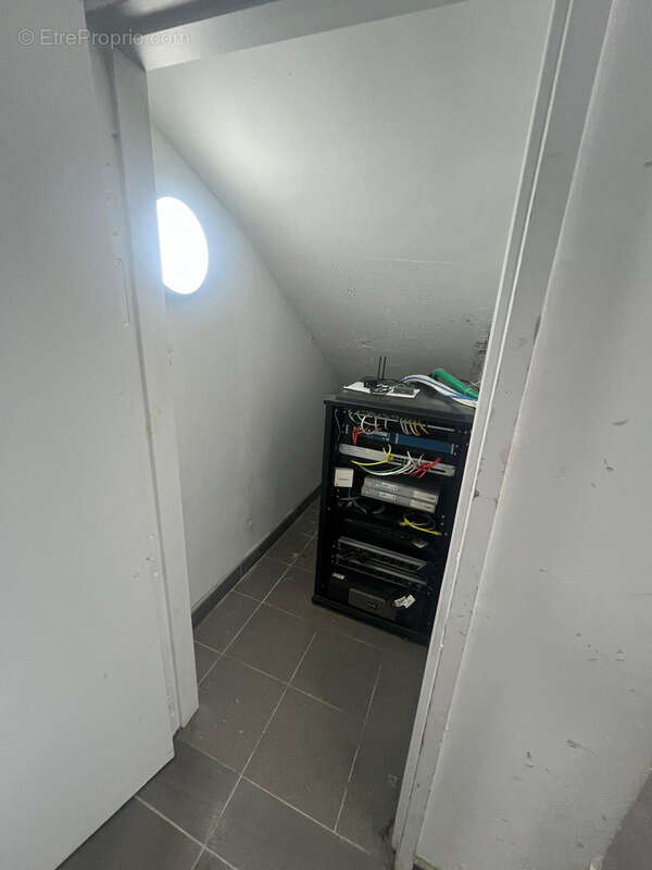 Commerce à MARSEILLE-5E