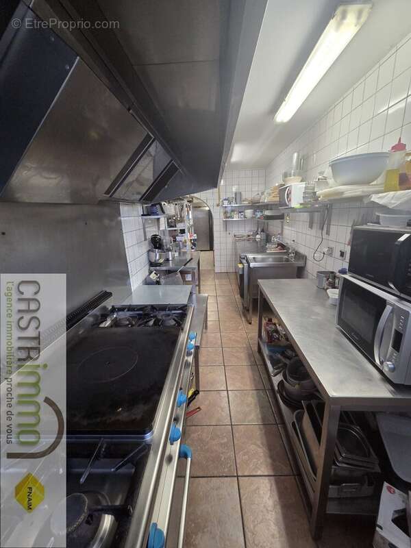 Commerce à RESTINCLIERES