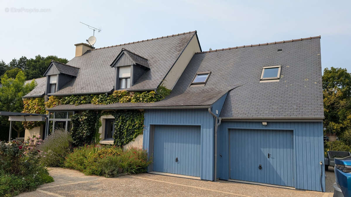 Maison à LE MINIHIC-SUR-RANCE