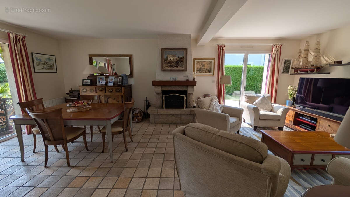 Maison à LE MINIHIC-SUR-RANCE